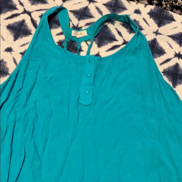 E and M crop top teal with buttons medium - Picture 2 of 7